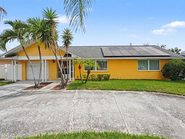 12149 PARK BOULEVARD , Unit 7, SEMINOLE, FL 33772