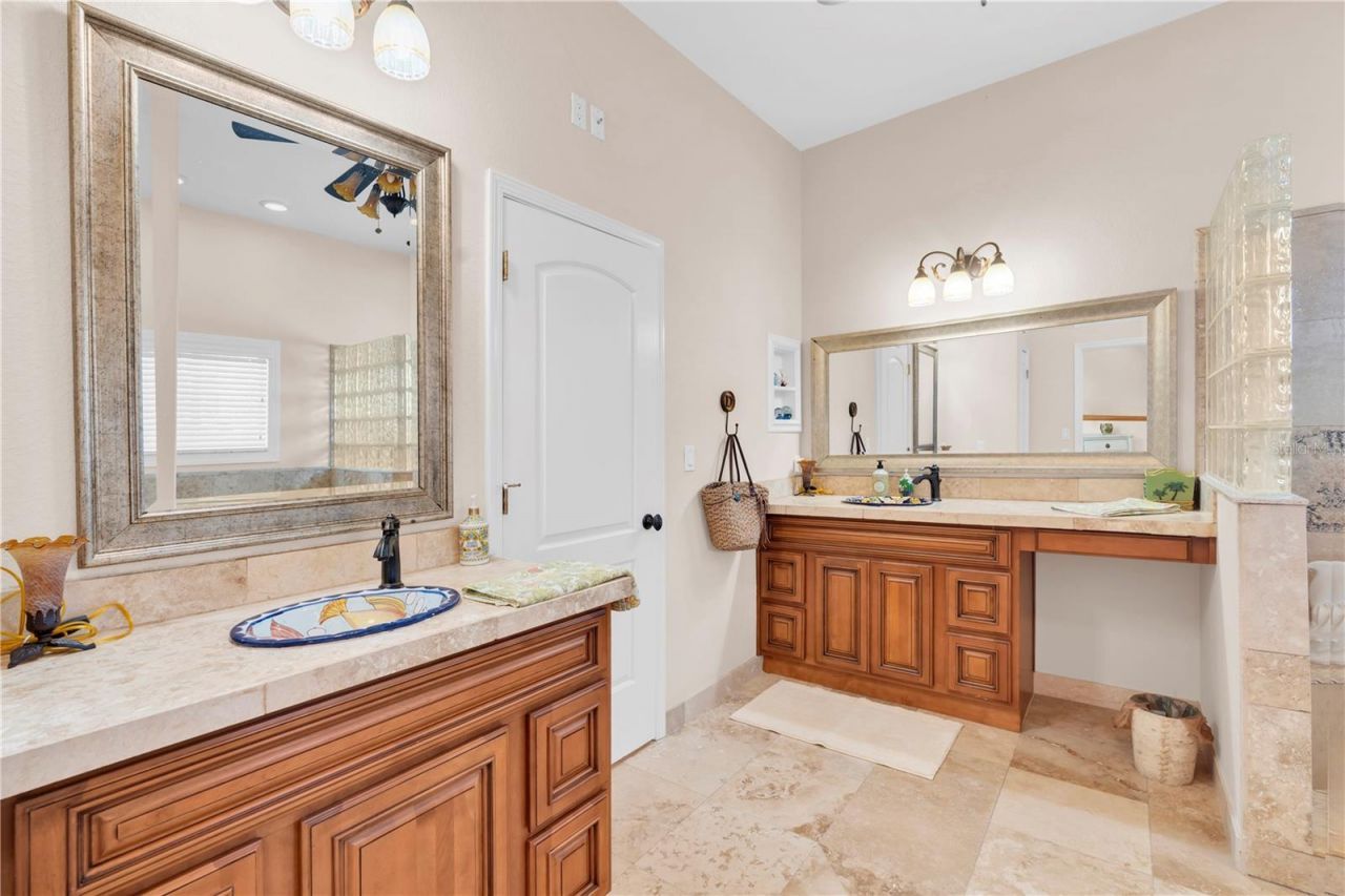 16102 4th Street E, Redington Beach, FL 33708 Photo
