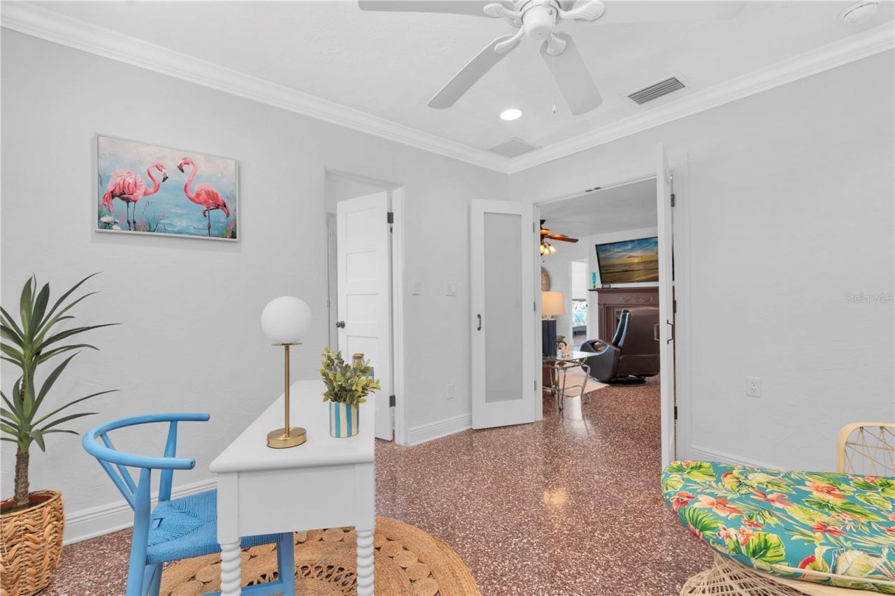 16102 4th Street E, Redington Beach, FL 33708 Photo