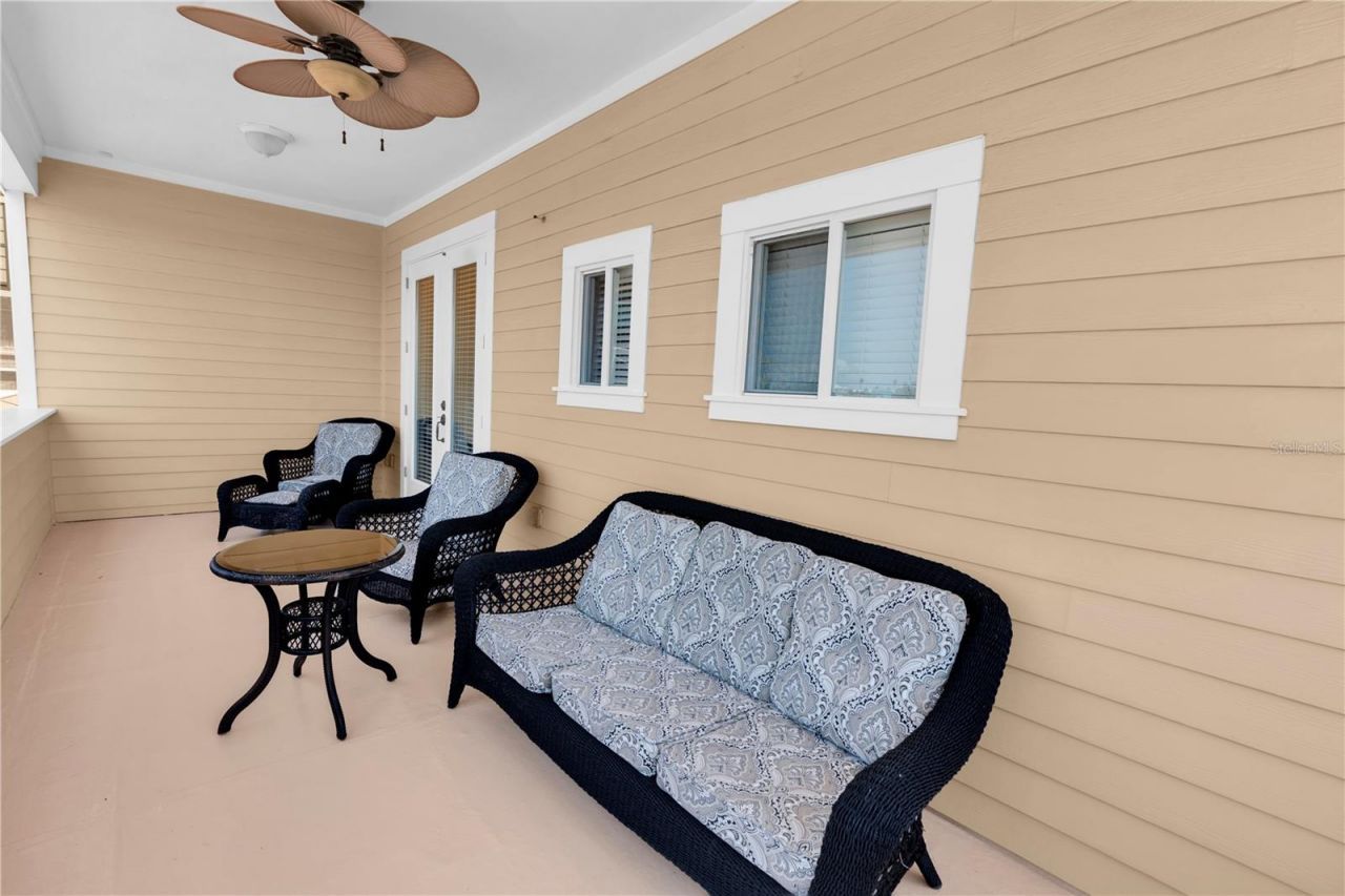 16102 4th Street E, Redington Beach, FL 33708 Photo
