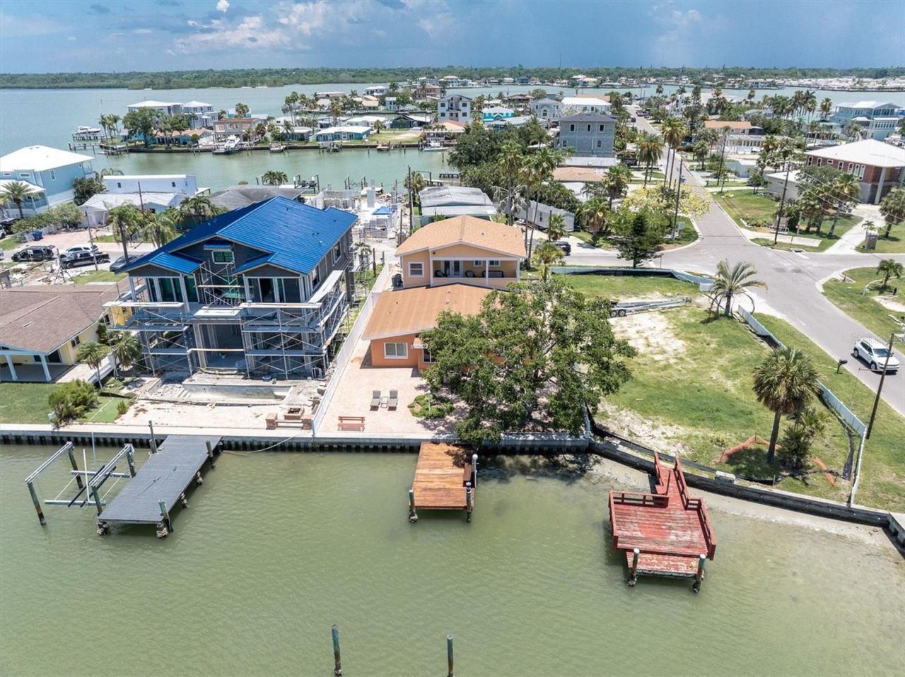 16102 4th Street E, Redington Beach, FL 33708 Photo