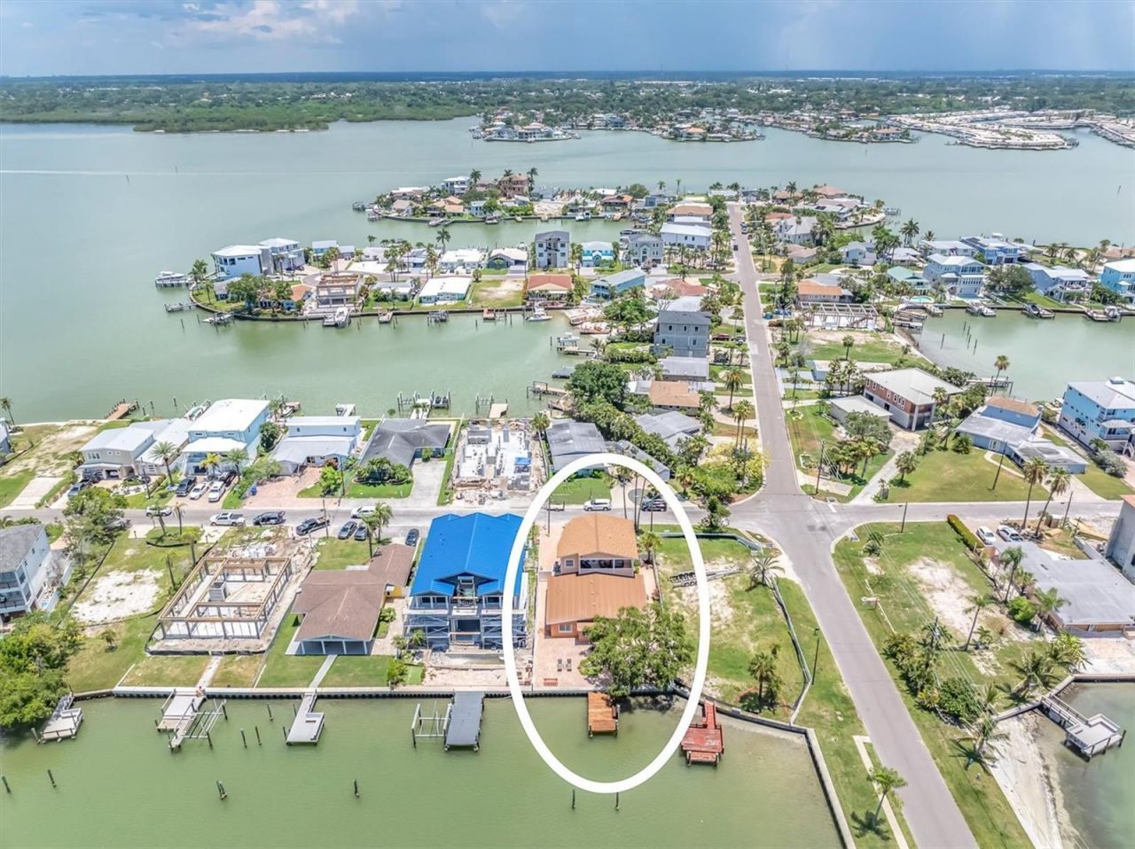 16102 4th Street E, Redington Beach, FL 33708 Photo