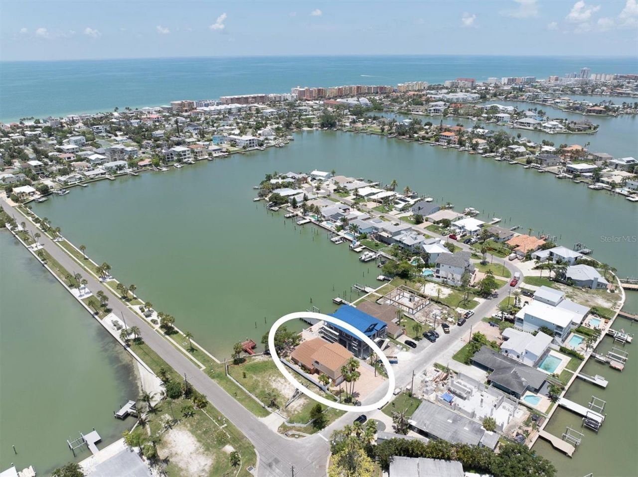 16102 4th Street E, Redington Beach, FL 33708 Photo