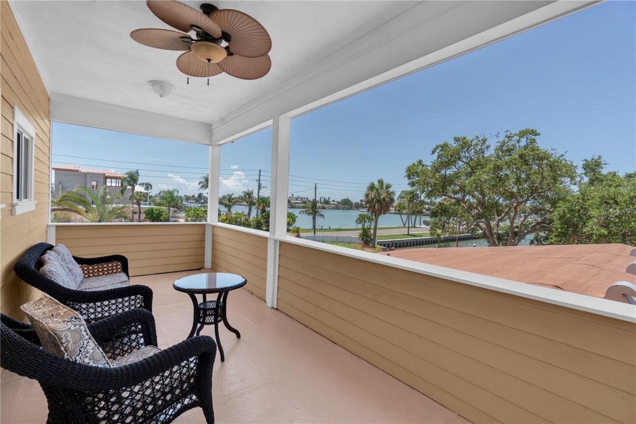 16102 4th Street E, Redington Beach, FL 33708 Photo