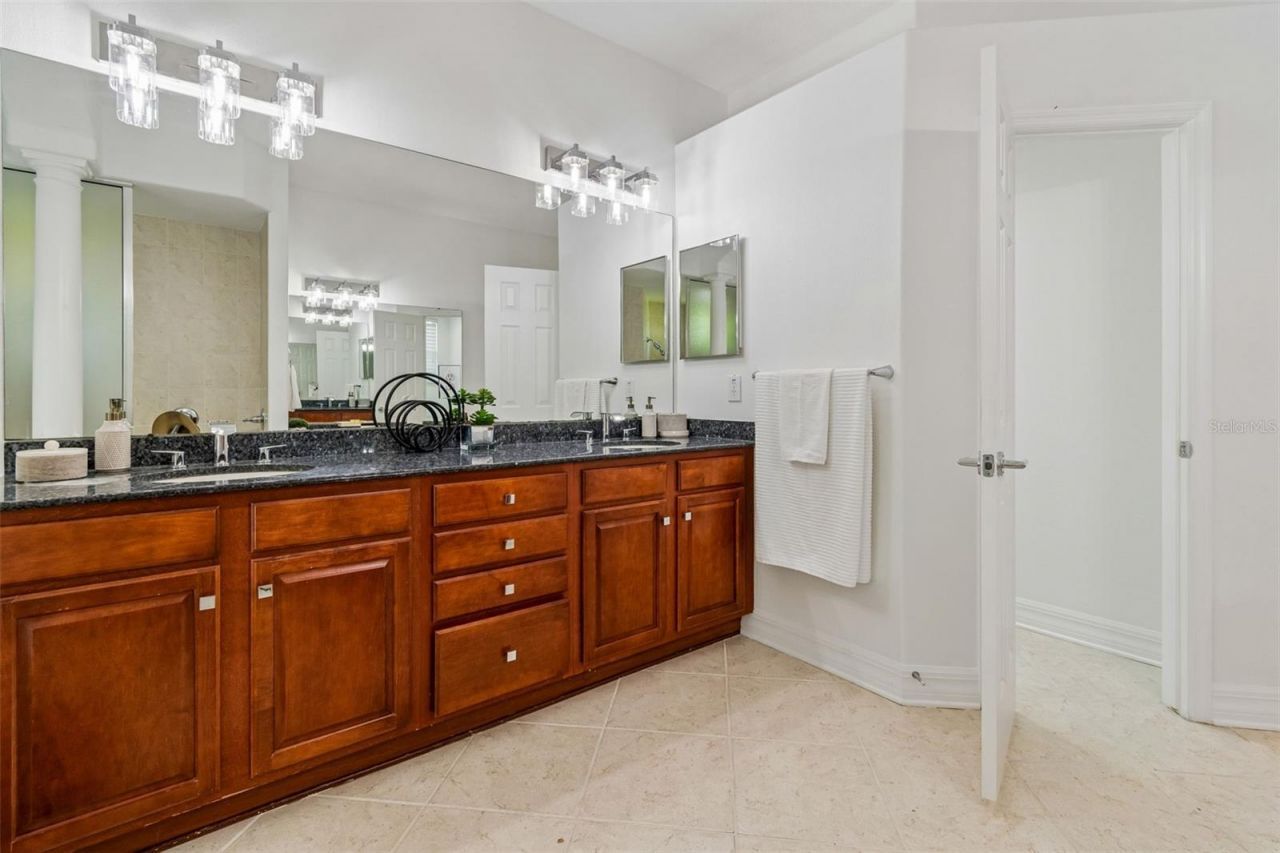 5304 Clouds Peak Drive, Lutz, FL 33558 Photo