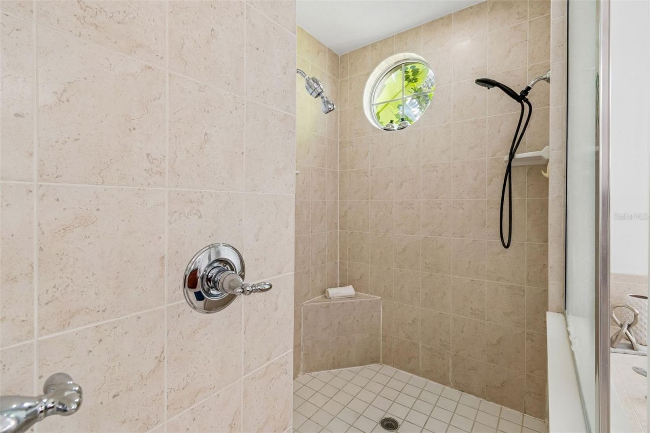 5304 Clouds Peak Drive, Lutz, FL 33558 Photo