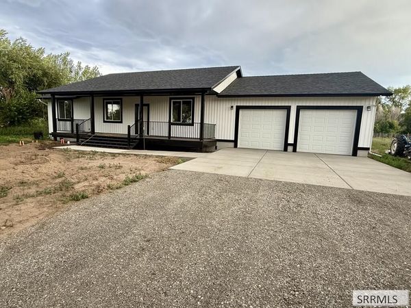 32 E Cedar Street, PARKER, ID 83438
