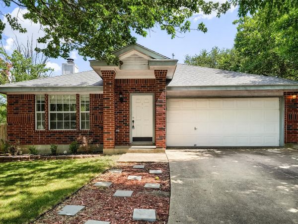 20801 Trotters LN, Pflugerville, TX 78660