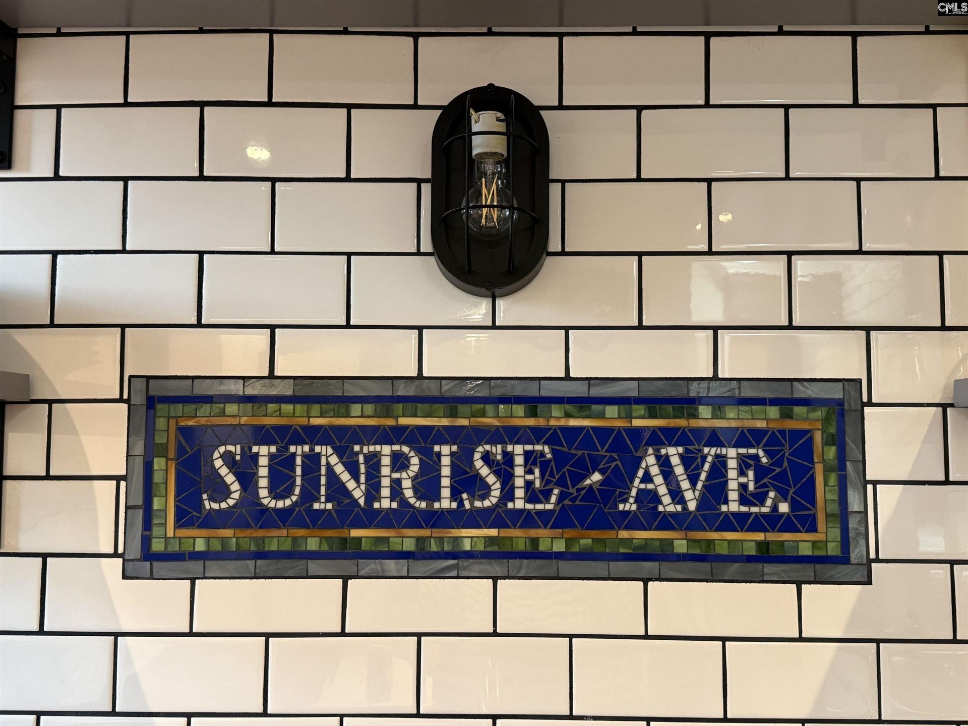 100 Sunrise Avenue  Photo 15