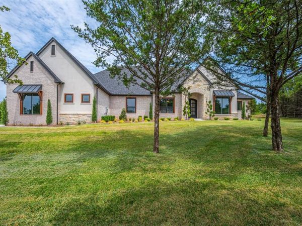 4200 Grand Timber Drive, Edmond, OK 73034