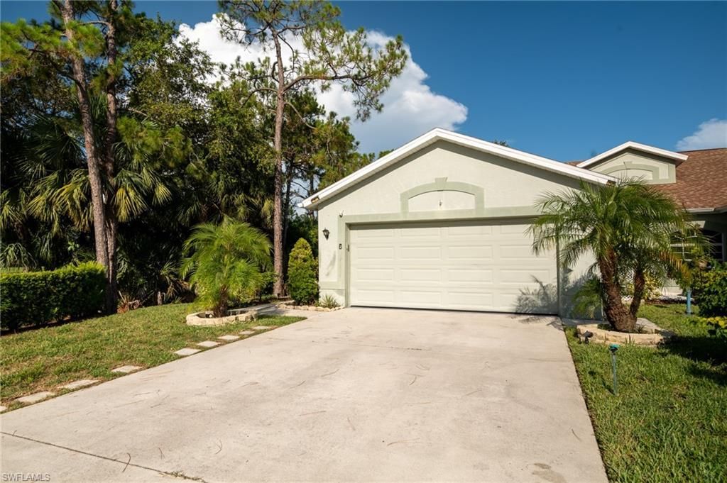5205 Whitten Dr, Unit 57, Naples, FL 34104 Photo