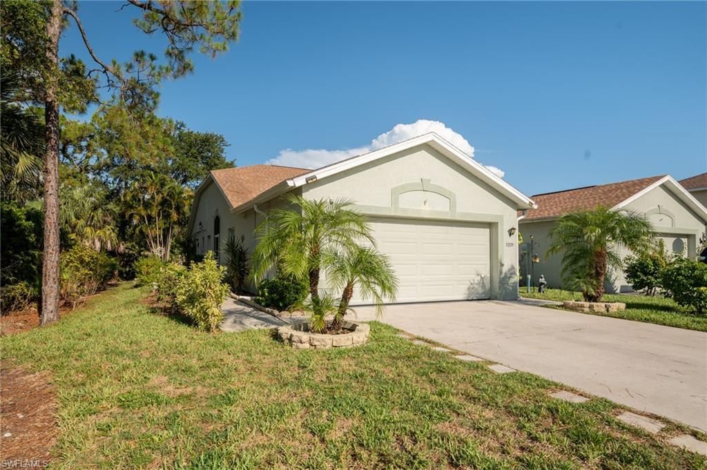 5205 Whitten Dr, Unit 57, Naples, FL 34104 Photo