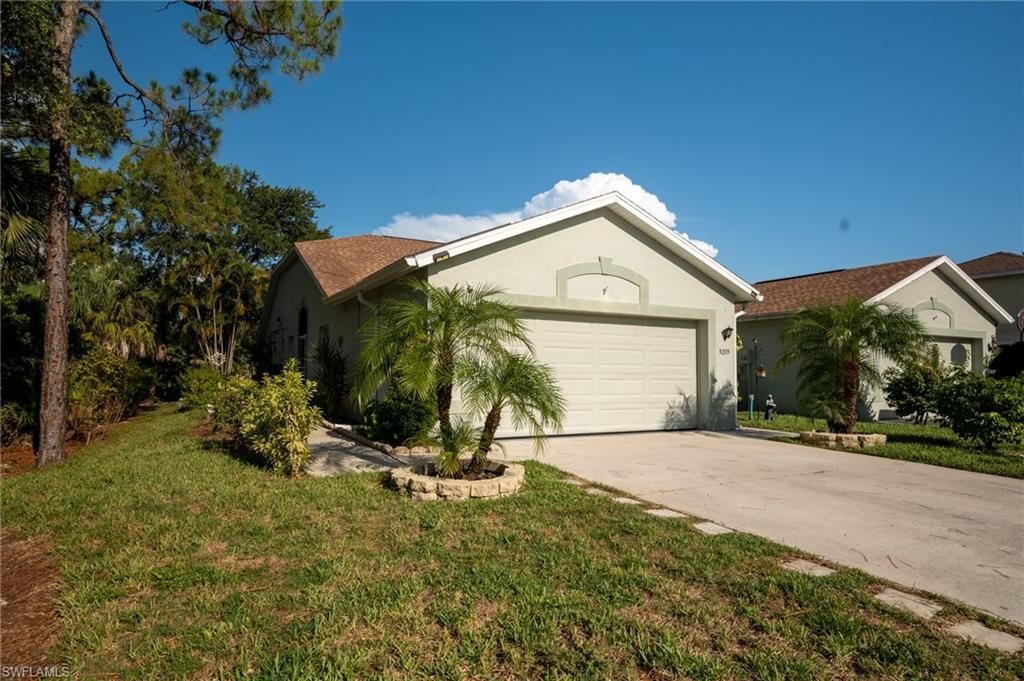 5205 Whitten Dr, Unit 57, Naples, FL 34104 Photo
