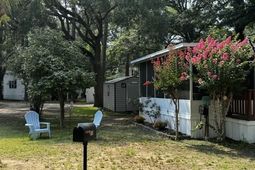 474 W Banks Dr. photo 4