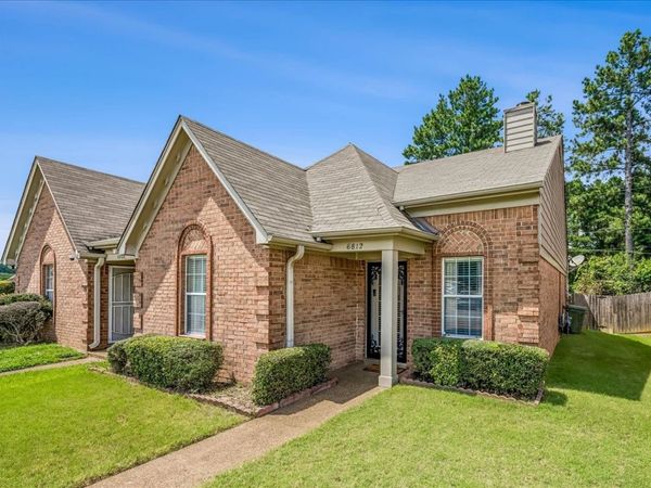 6812 MEADOW CHASE LN, Memphis, TN 38115