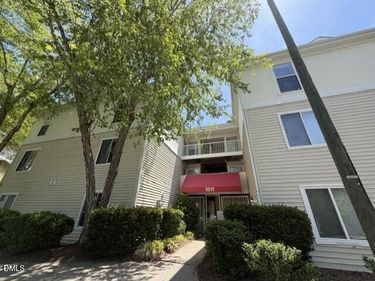 1521 Graduate Lane, Unit 304, Raleigh, NC 27606