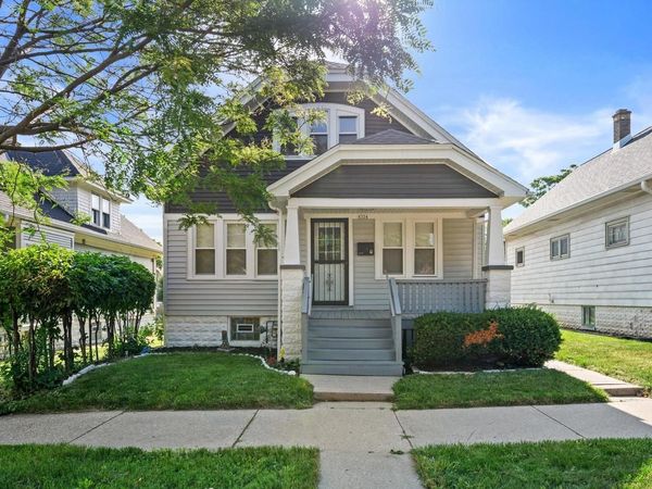 4324 N 14th STREET, Milwaukee, WI 53209