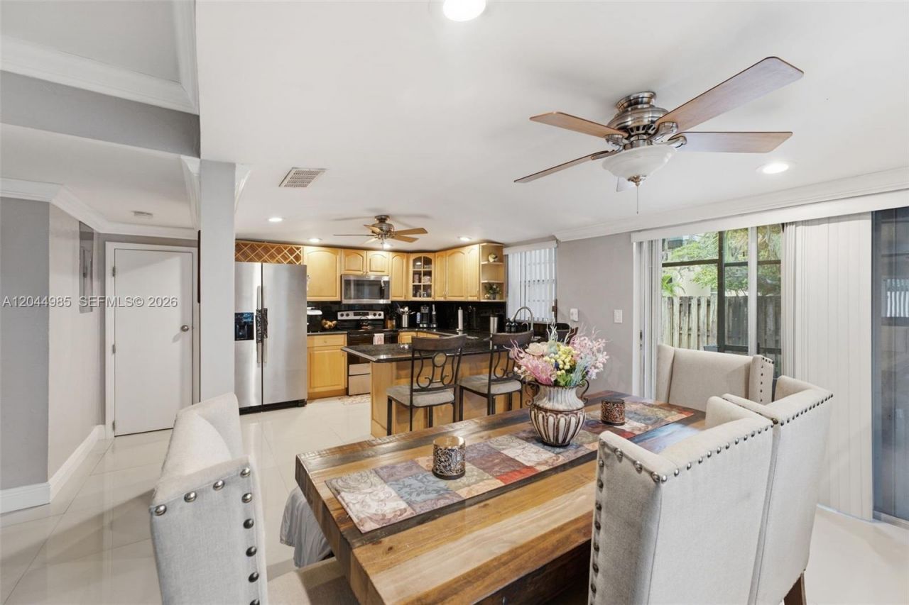 8489 SW 137th Ave , Unit 8489, Miami, FL 33183 Photo