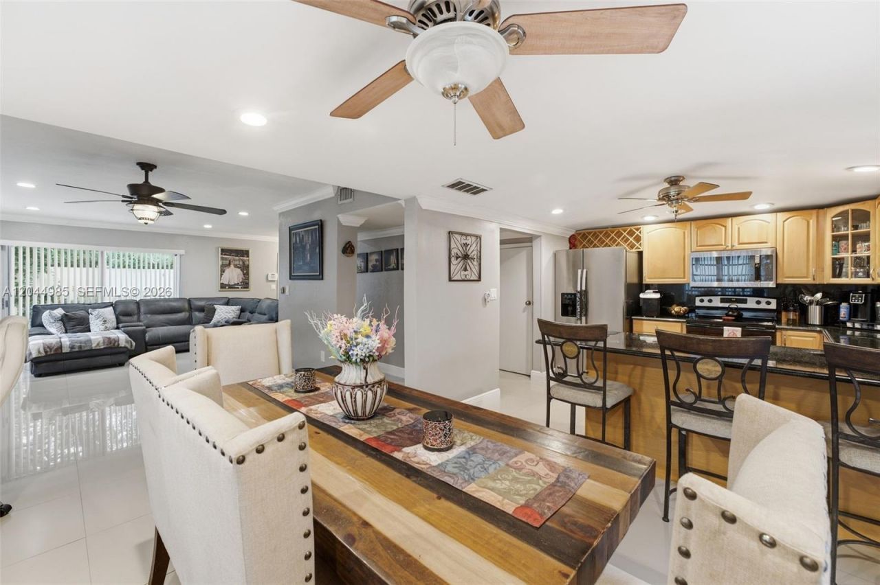 8489 SW 137th Ave , Unit 8489, Miami, FL 33183 Photo