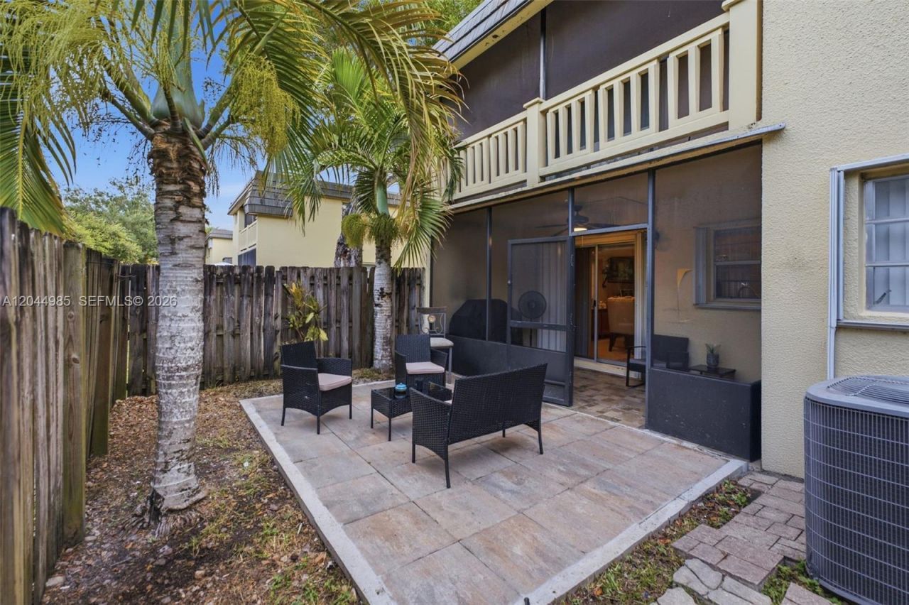 8489 SW 137th Ave , Unit 8489, Miami, FL 33183 Photo