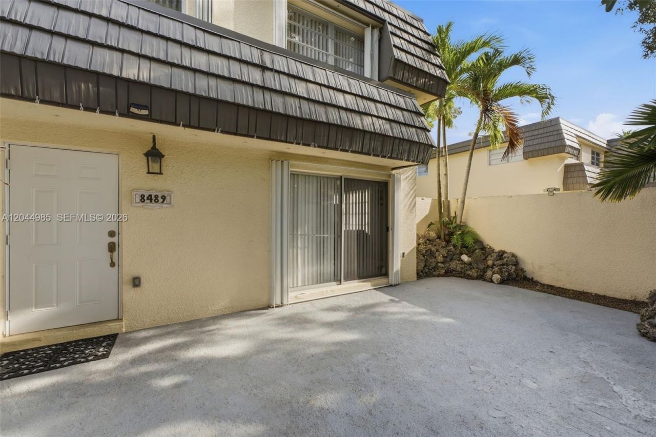 8489 SW 137th Ave , Unit 8489, Miami, FL 33183 Photo