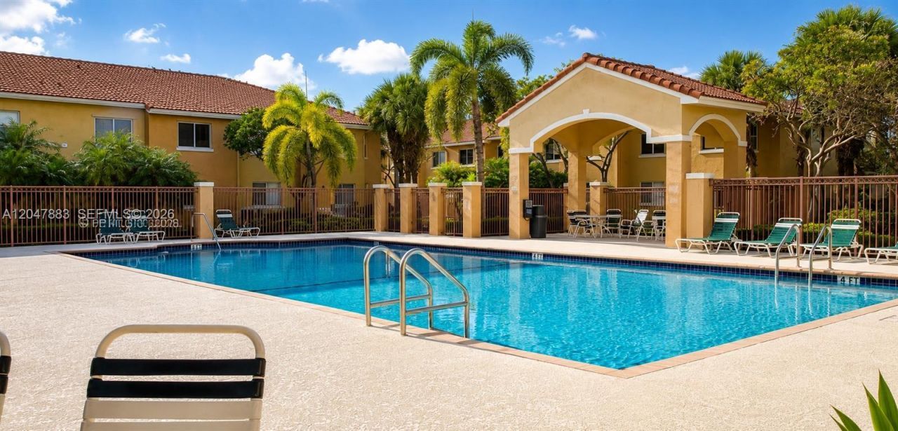7830 NW 6th St, Unit 103, Pembroke Pines, FL 33024 Photo
