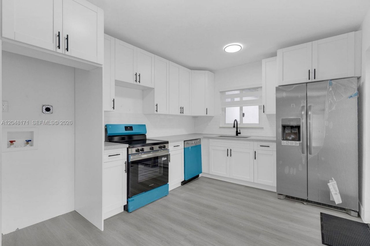 250 NW 45 St, Miami, FL 33127 Photo