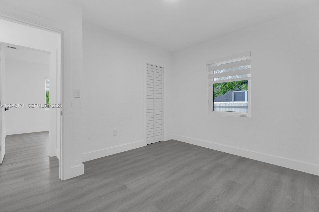 250 NW 45 St, Miami, FL 33127 Photo