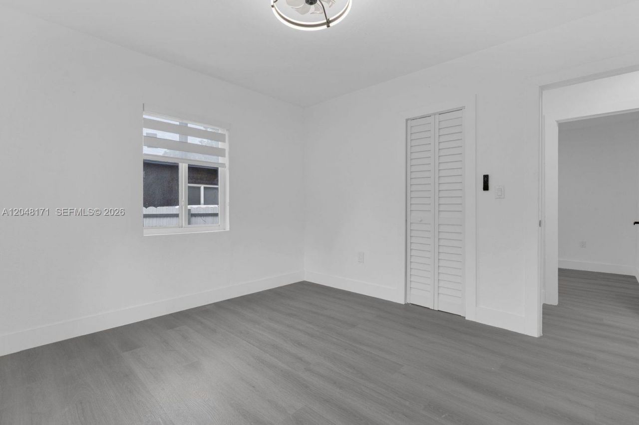 250 NW 45 St, Miami, FL 33127 Photo