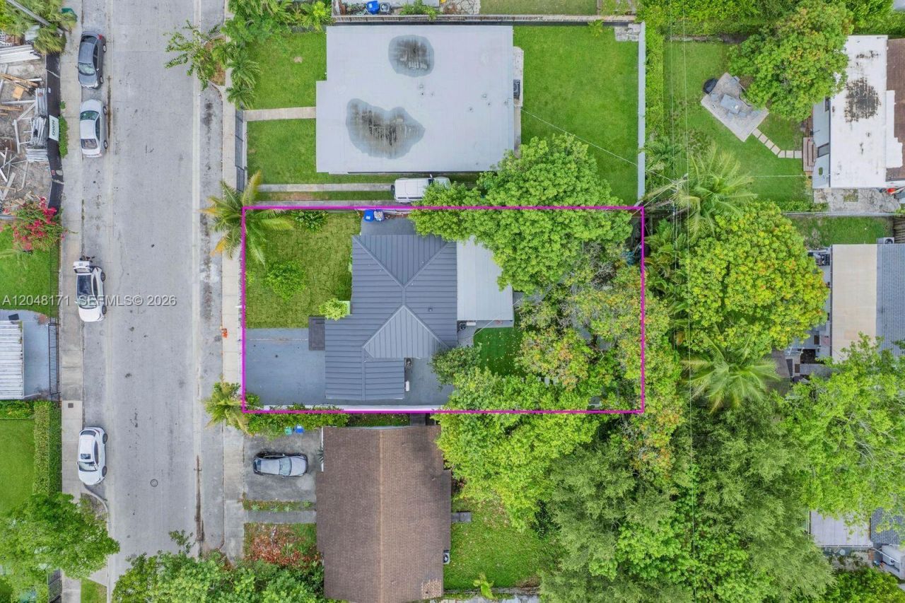 250 NW 45 St, Miami, FL 33127 Photo