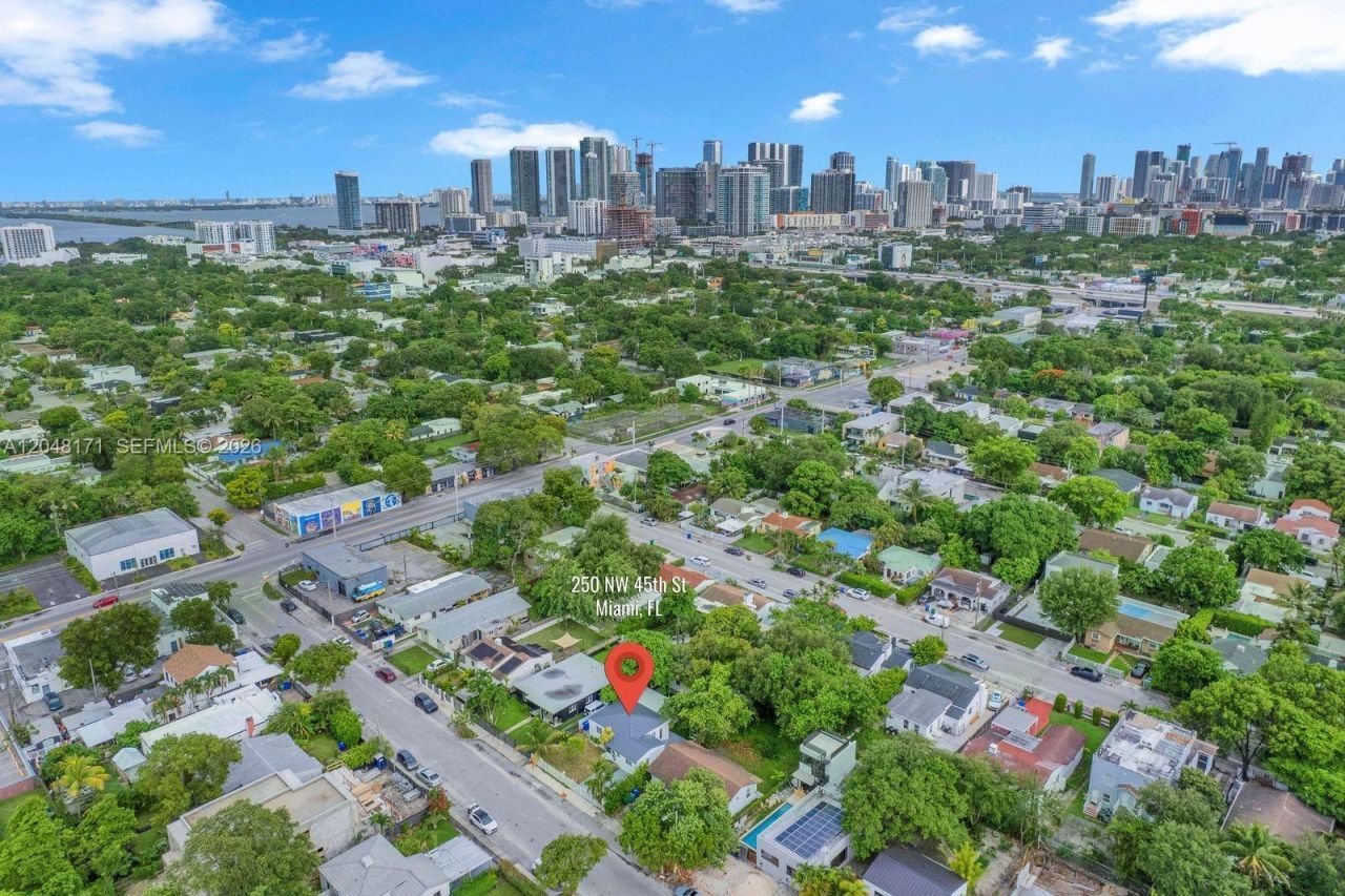250 NW 45 St, Miami, FL 33127 Photo
