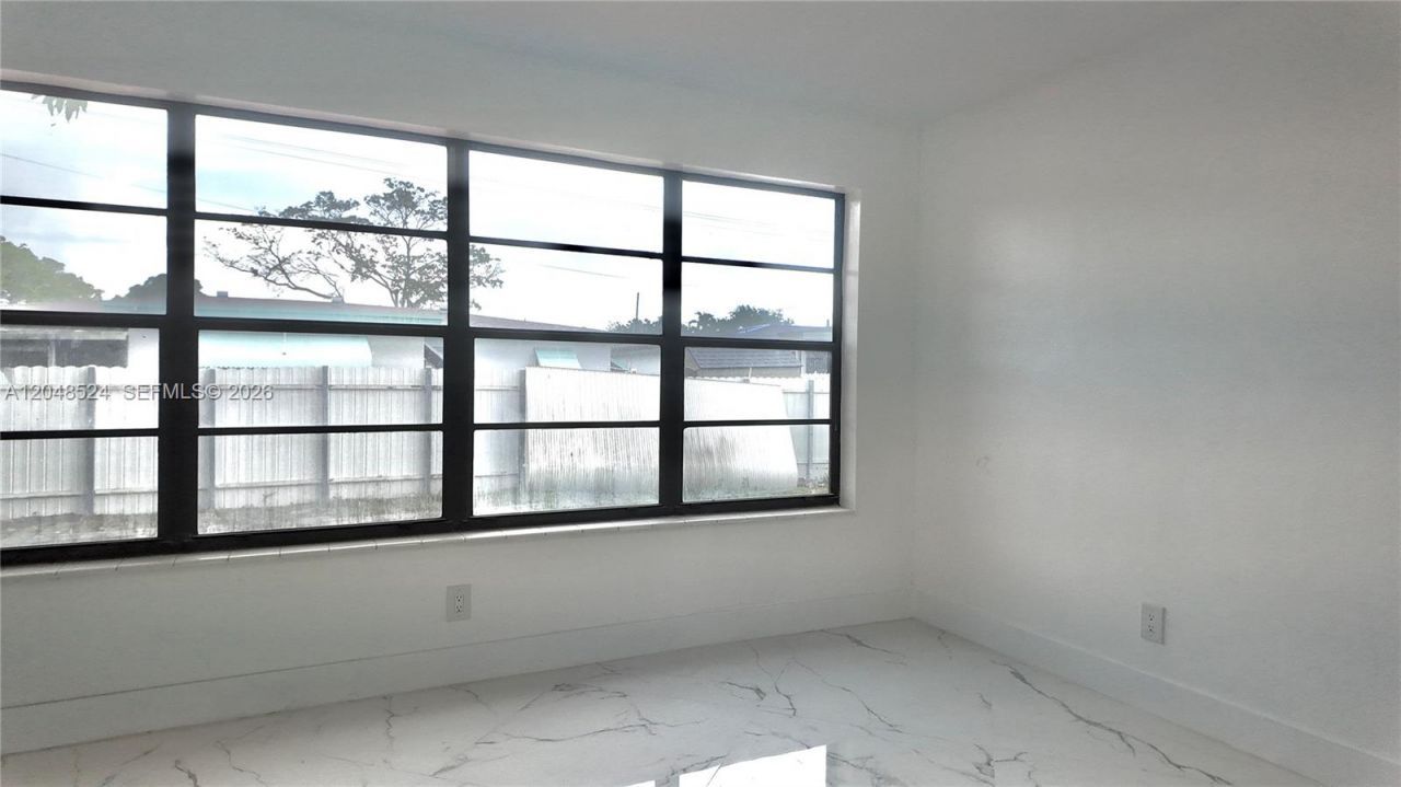 7721 Granada Blvd, Miramar, FL 33023 Photo