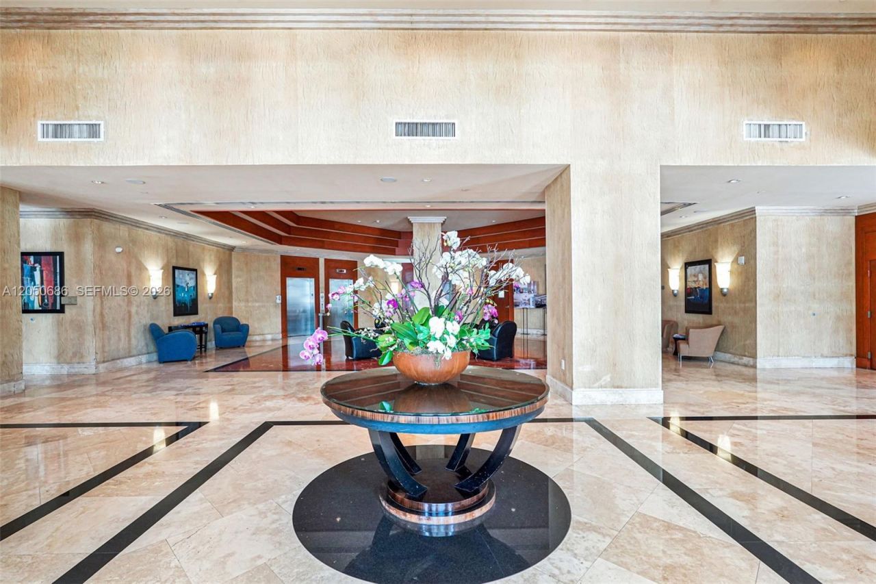7900 Harbor Island Dr , Unit 610, North Bay Village, FL 33141 Photo