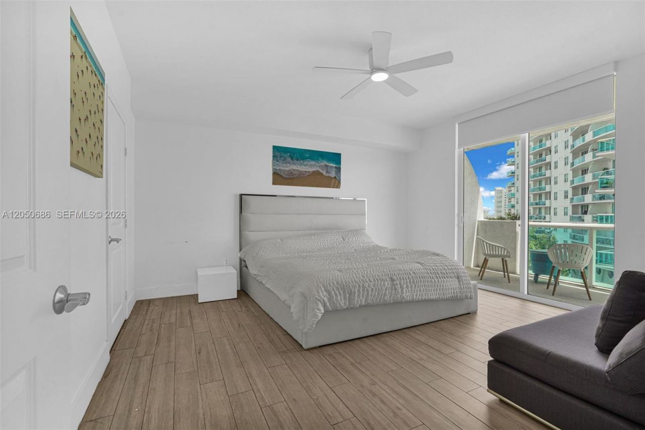 7900 Harbor Island Dr , Unit 610, North Bay Village, FL 33141 Photo