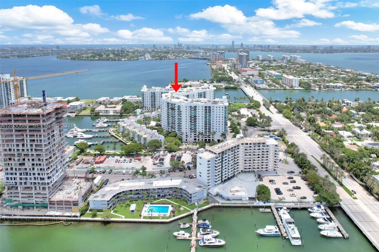 7900 Harbor Island Dr , Unit 610, North Bay Village, FL 33141 Photo