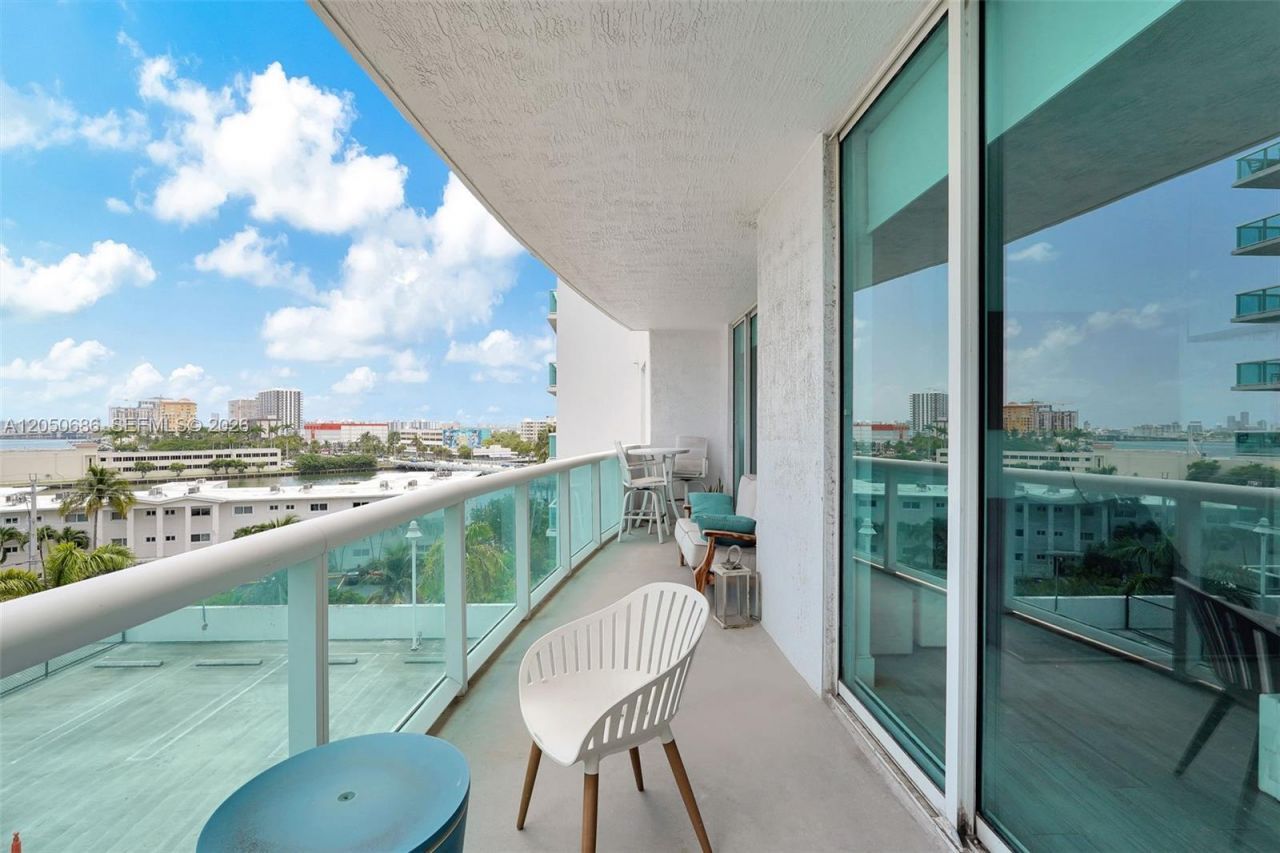 7900 Harbor Island Dr , Unit 610, North Bay Village, FL 33141 Photo