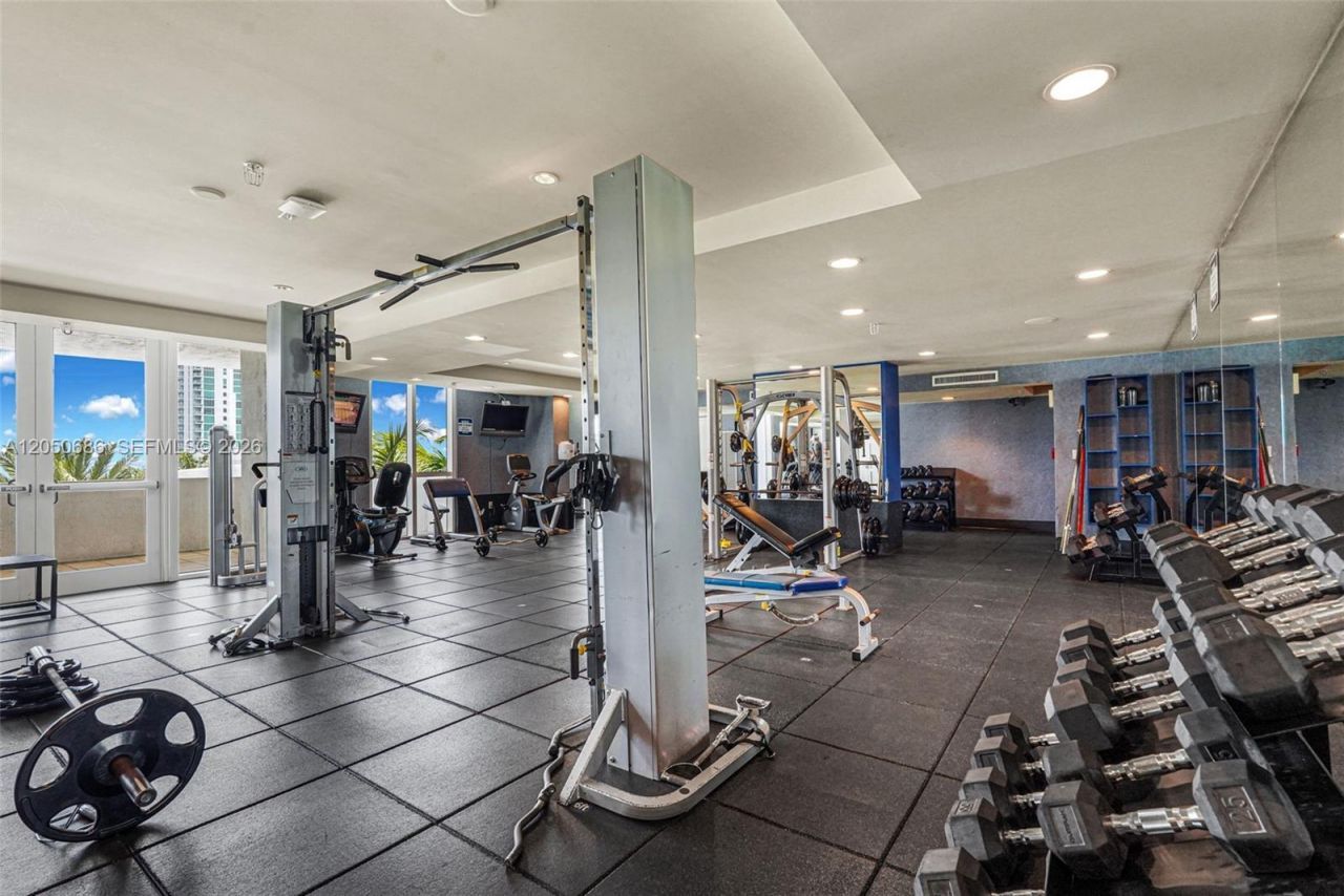 7900 Harbor Island Dr , Unit 610, North Bay Village, FL 33141 Photo