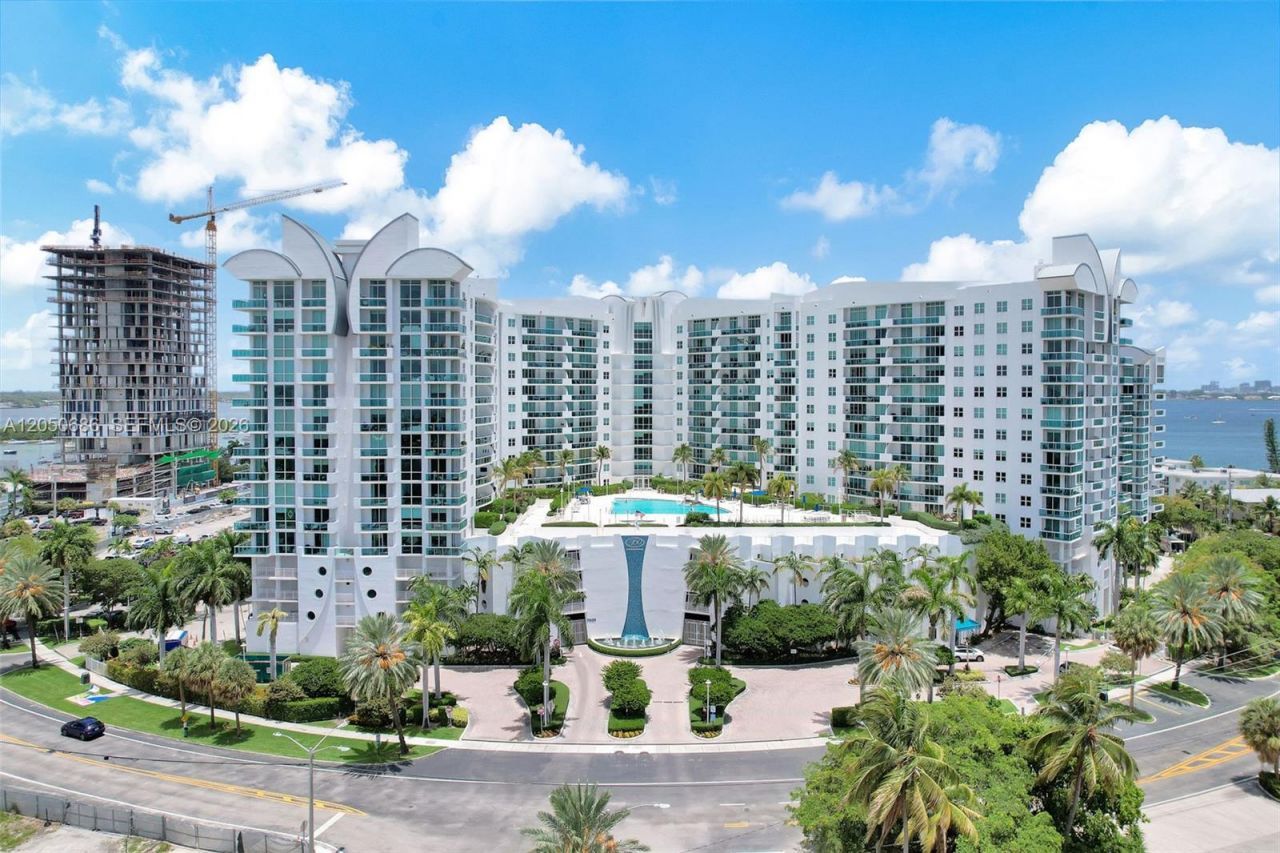 7900 Harbor Island Dr , Unit 610, North Bay Village, FL 33141 Photo