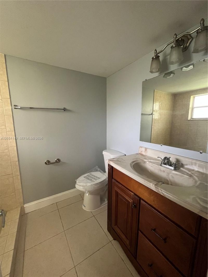 2740 Forest Hills Blvd, Unit 202, Coral Springs, FL 33065 Photo