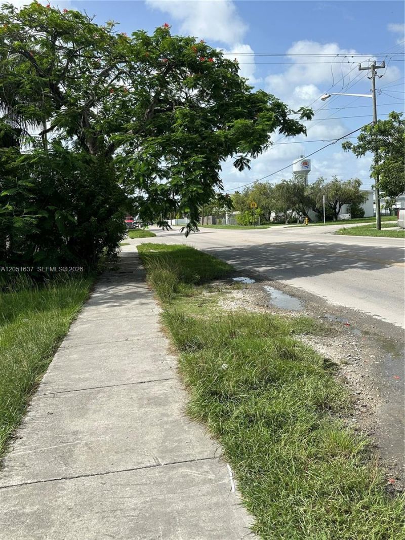 538 NW 6th Ave , Homestead, FL 33030 Photo