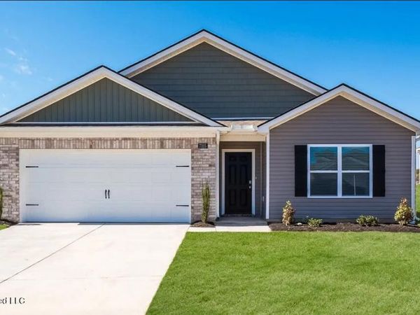 83 Erie Avenue, Byhalia, MS 38611