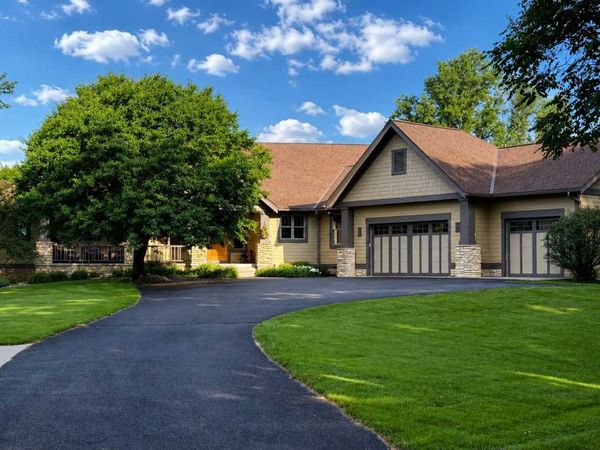294 Salishan Drive, Hudson, WI 54016