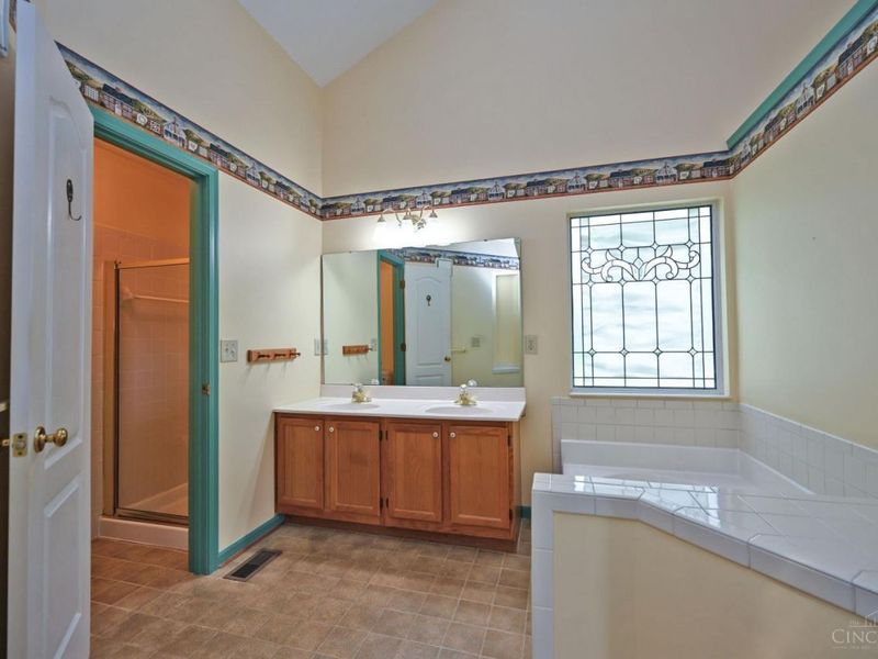 4211 Brandonmore Drive, Union Twp, OH 45255 Photo 28