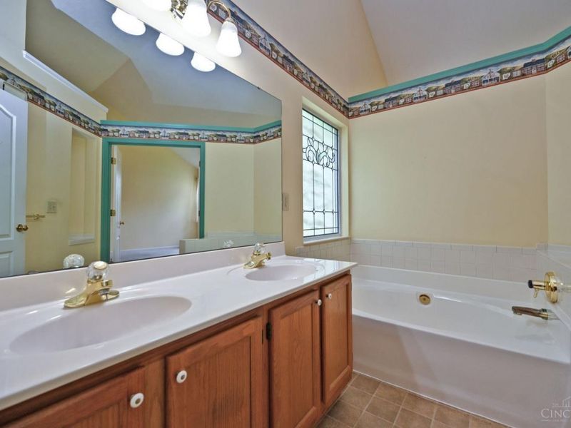 4211 Brandonmore Drive, Union Twp, OH 45255 Photo 29