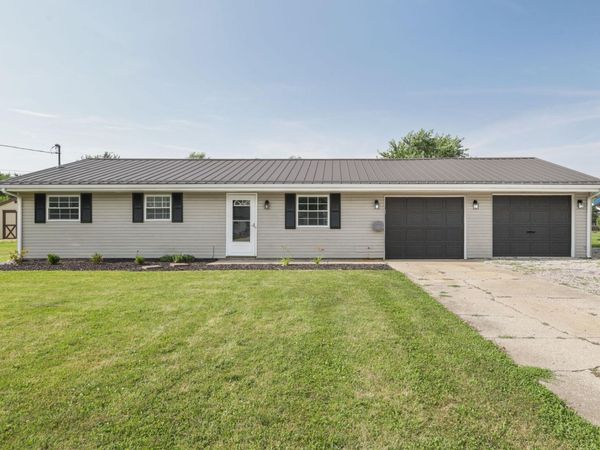 2808 W Meadowcrest Lane, Muncie, IN 47303
