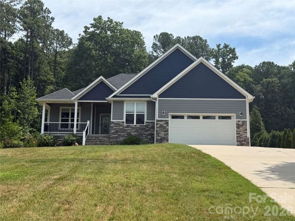 4072 Barbrick Street , Sherrills Ford, NC 28673