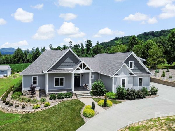 525 Byers Cove Road , Hendersonville, NC 28792