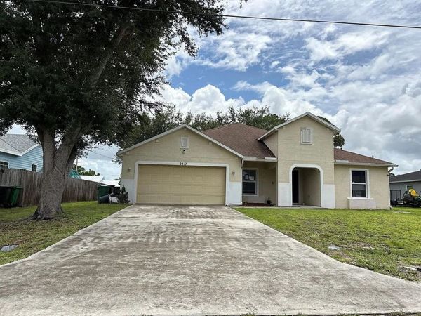 2517 SW Cooper Lane , Other Florida, FL 34984