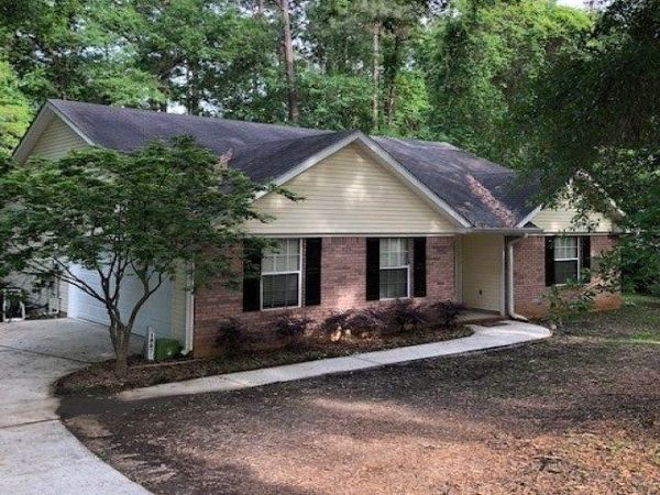 1887 Folkstone Road , Tallahassee, FL 32312