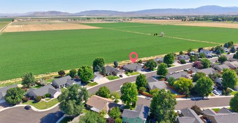 1330 Petar Drive, Gardnerville, NV 89410 Photo
